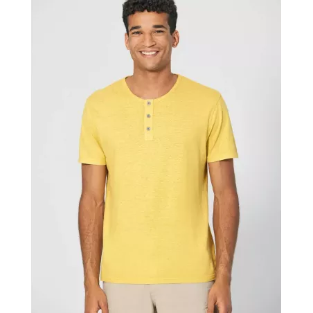 Short sleeve t-shirt with button-down collar