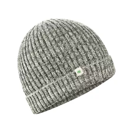 Men's winter hat made from recycled hemp