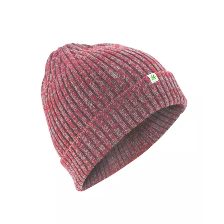 Men's winter hat made from recycled hemp